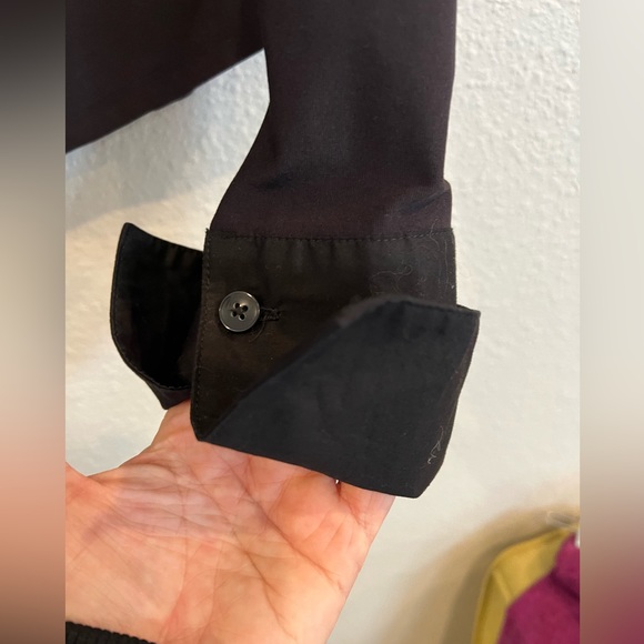 #117 CAbi 246 Zip-Up French Cuff Black Career Blouse size medium - Picture 9 of 10